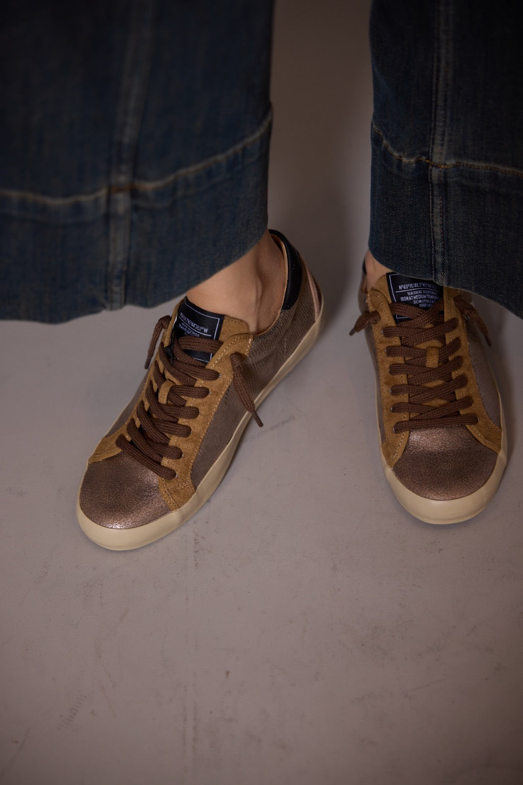 Corina Shoes Bronze sneakers