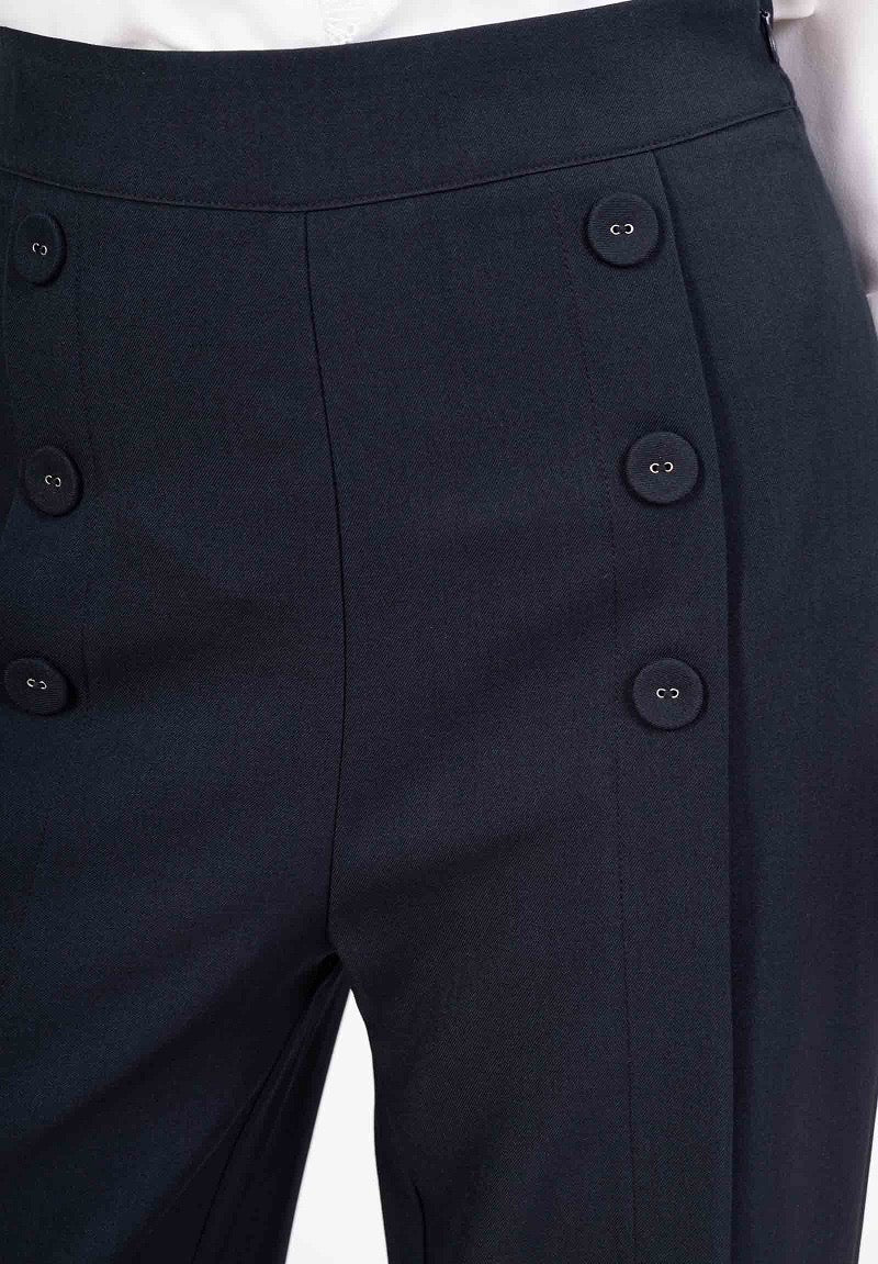 Big size regular pant with buttons