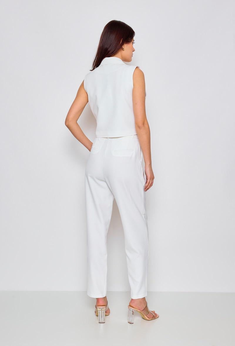 Sleeveless vest