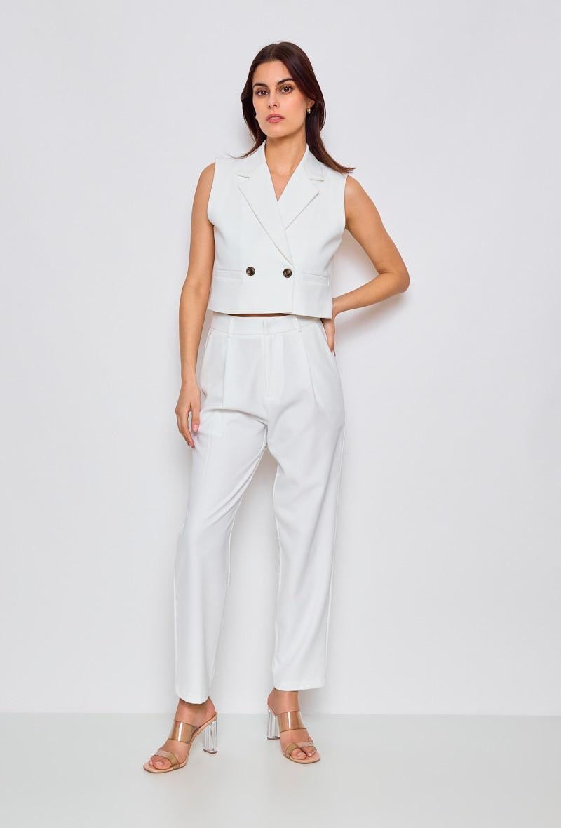 Sleeveless vest