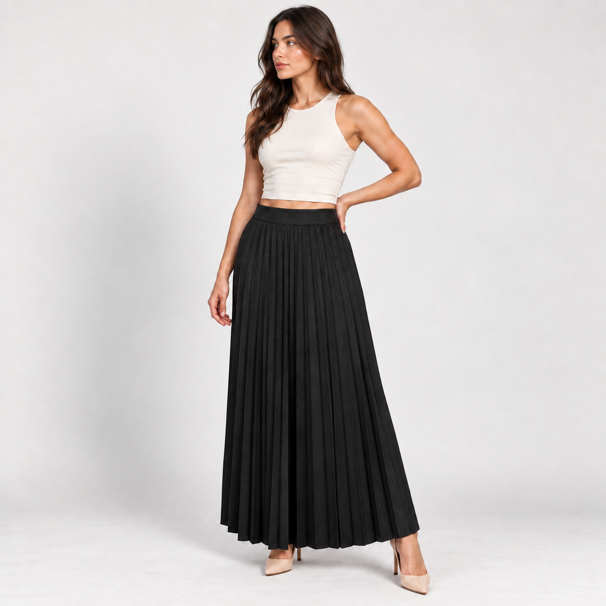Women's black suede pleated skirt – Atelierose Lebanon