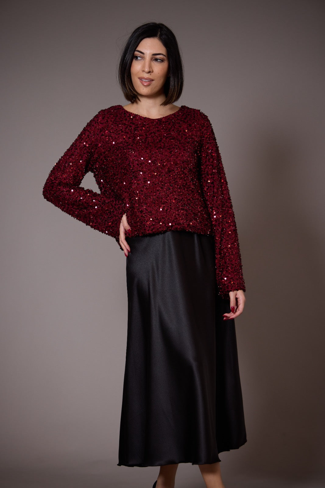 Sequined top with black bow on the neck Luisa Fashion