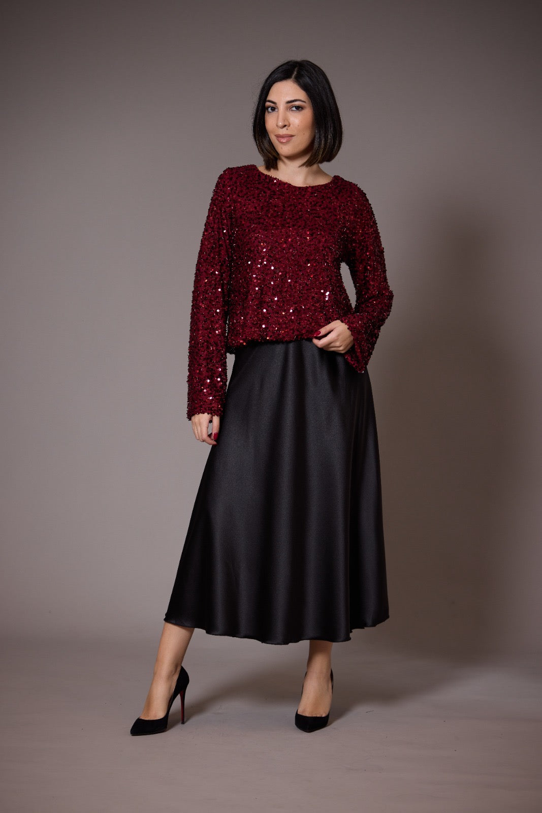 Sequined top with black bow on the neck Luisa Fashion