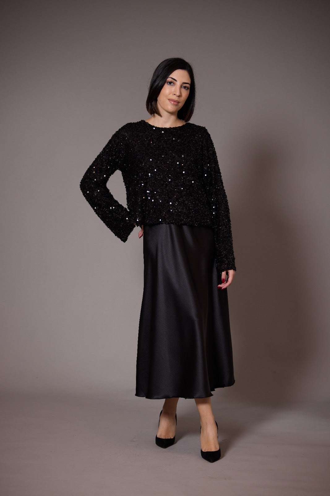 Sequined top with black bow on the neck Luisa Fashion