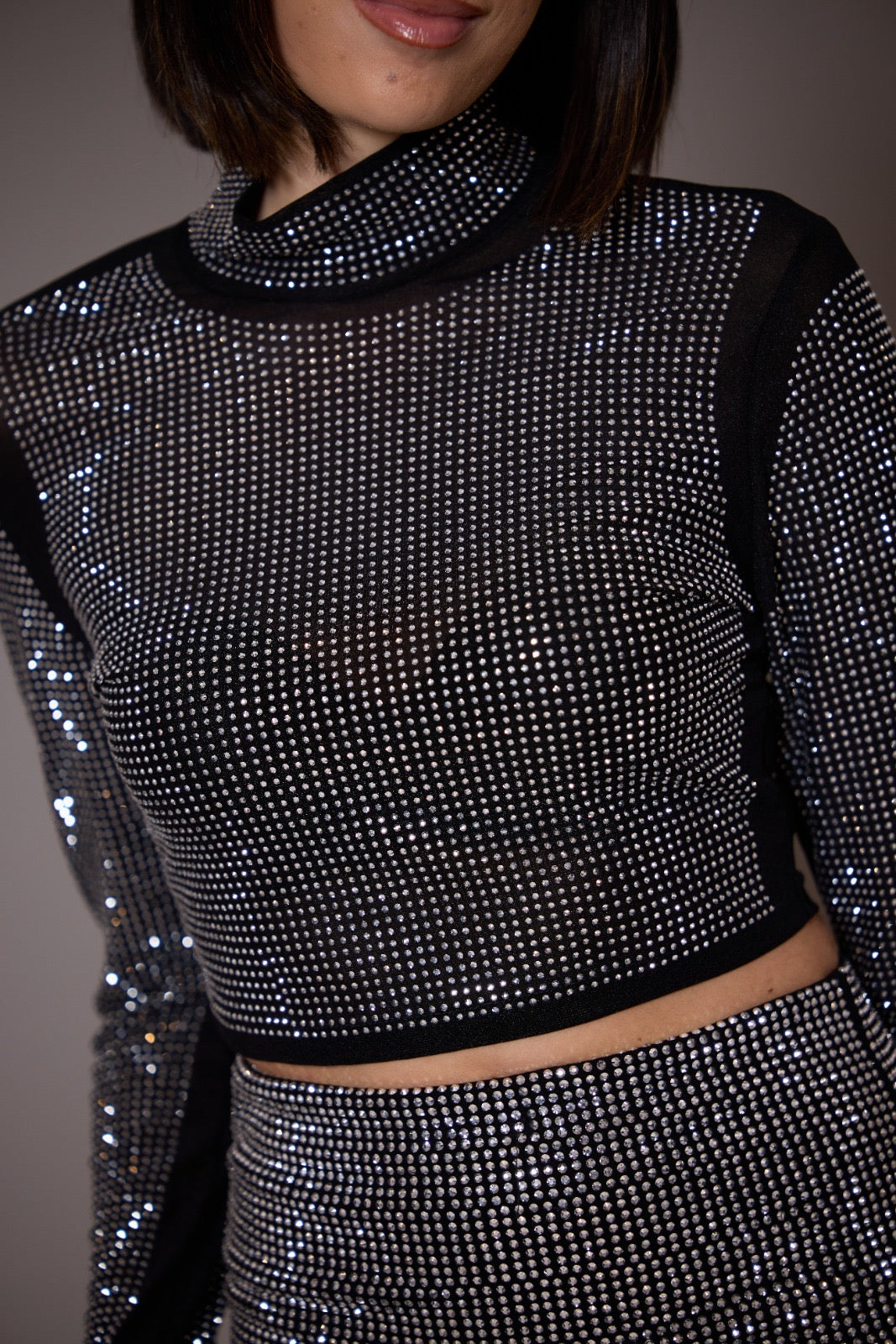 Black and silver top LAMIAR