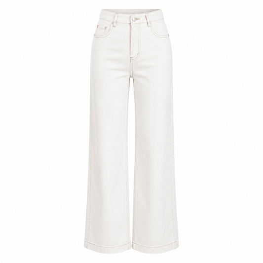 Straight cut white jeans 