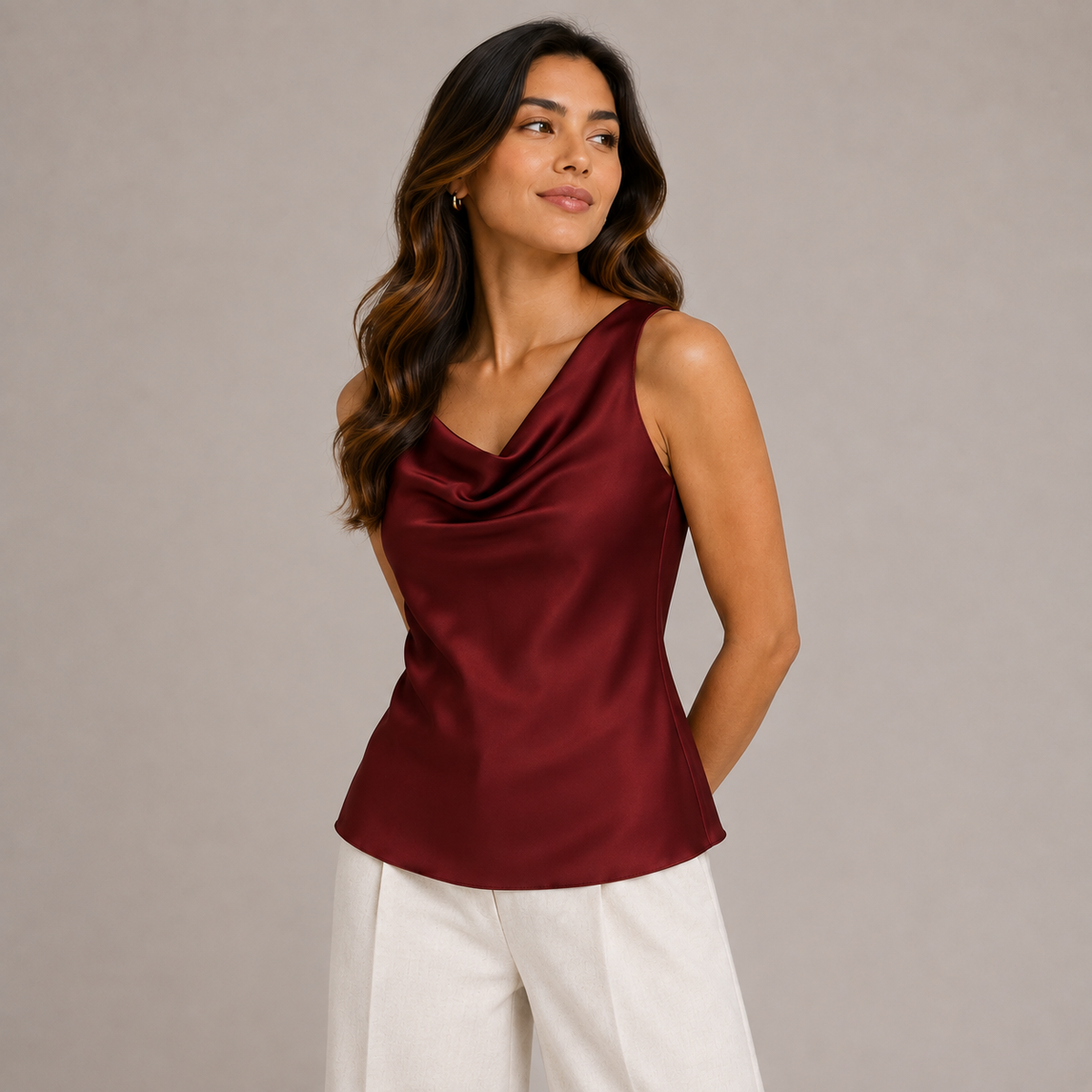 Satin sleeveless plain top 