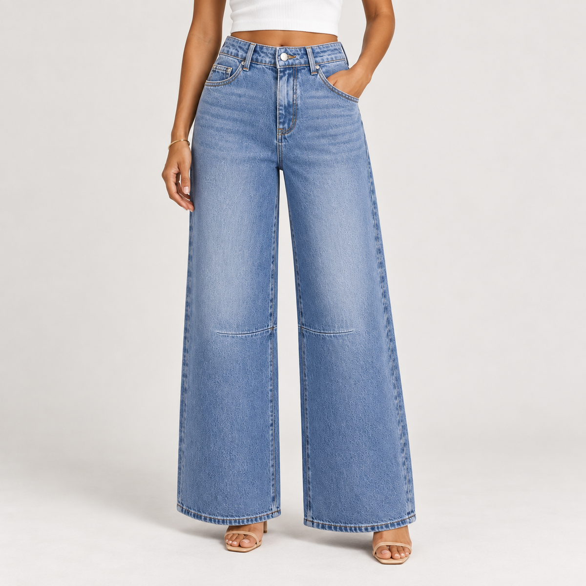 Balloon-Fit Blue Jeans 
