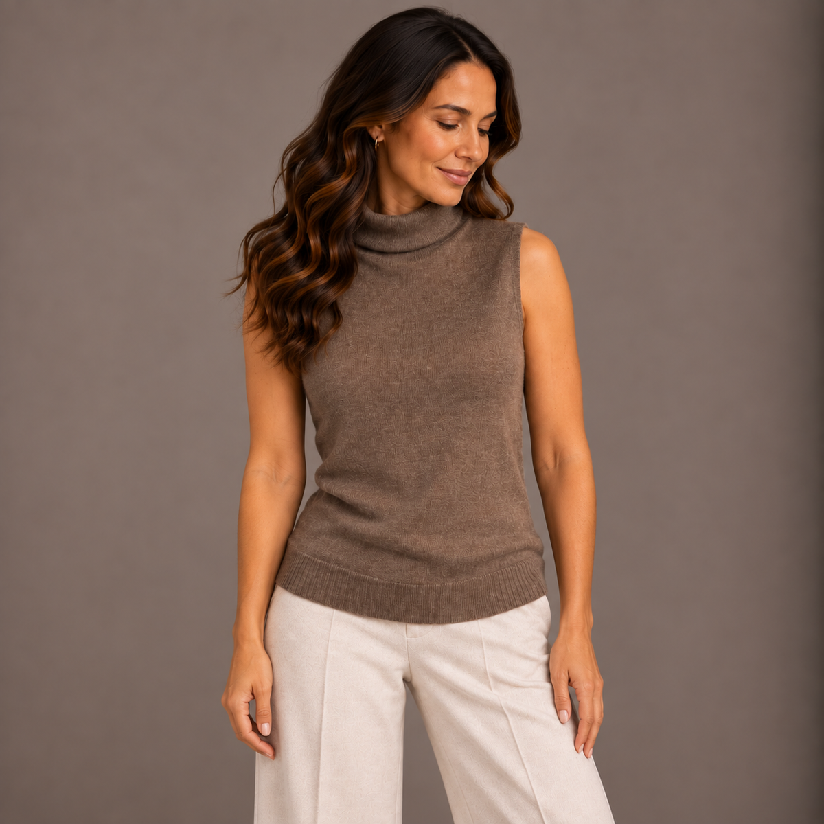 Sleeveless High-Neck Knit – Brown & Burgundy 