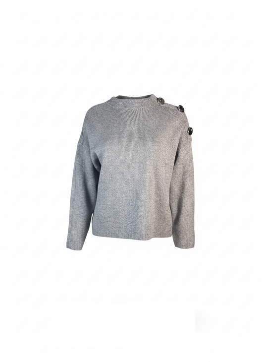 Plain knit with gold button