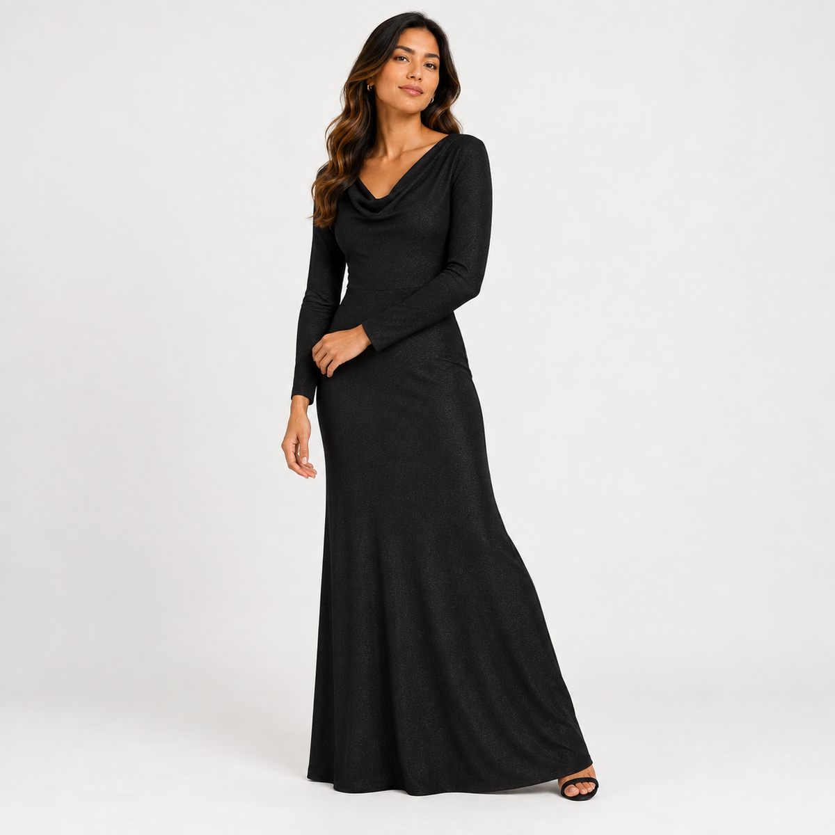 Long sleeves black dress 