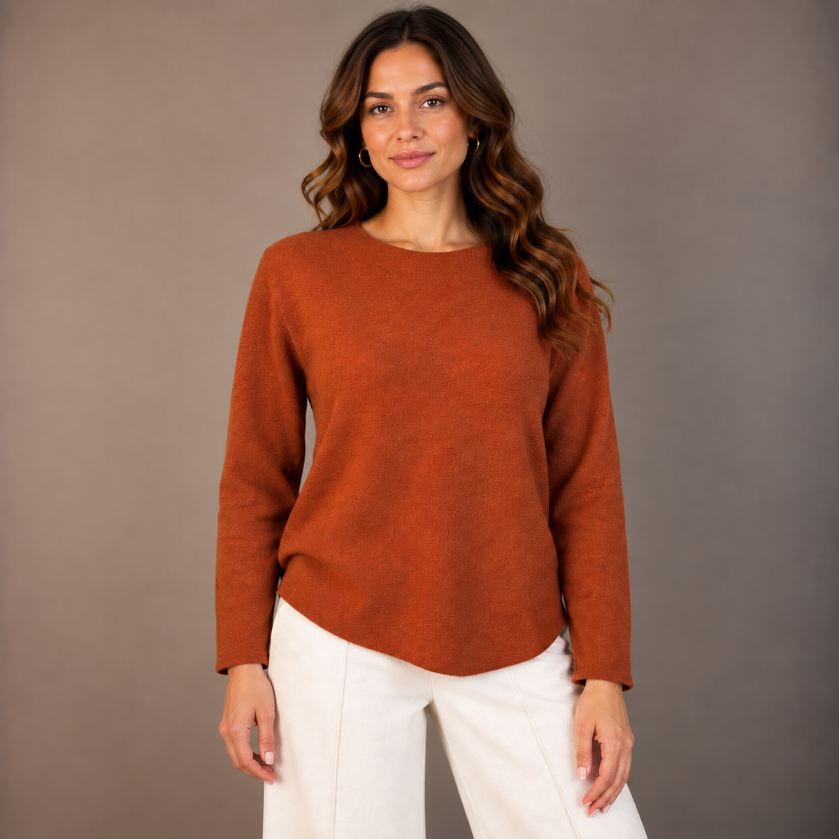 Round-Neck Knit – Winter Colors 