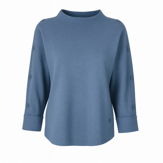 Plain knit with buttons on the hands