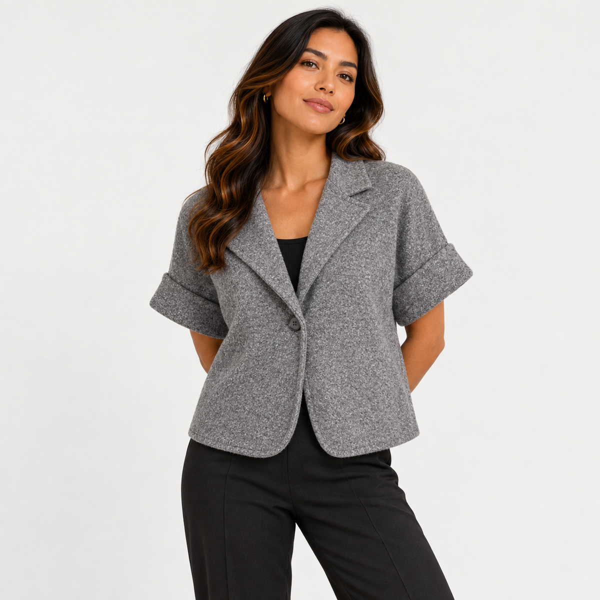 Women’s short-sleeve jacket in grey